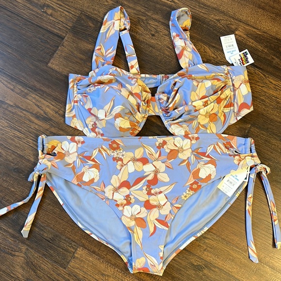 Time and Tru Women’s Plus 2-Piece Floral Print Swim Bikini Set size 3X (24W-26W) - Picture 2 of 12